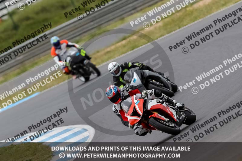 estoril;event digital images;motorbikes;no limits;peter wileman photography;portugal;trackday;trackday digital images